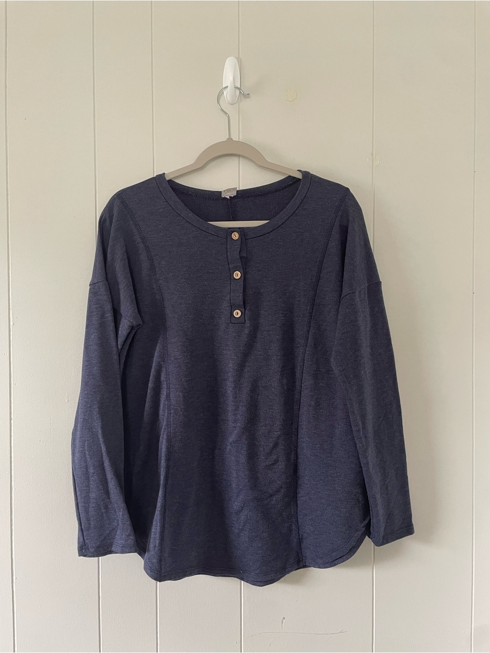 Sew Love Women’s Large Navy Blue Long Sleeve Henley Top Button Front Casual